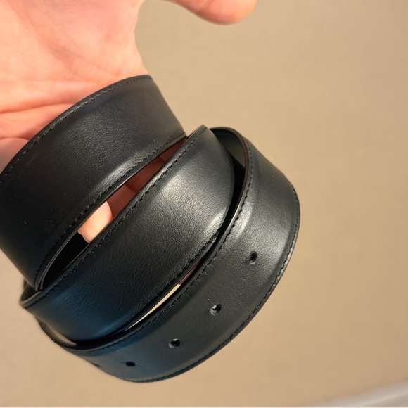 AUTHENTIC Dolce & Gabbana Black Belt with Gold DG Buckle - Picture 4 of 5